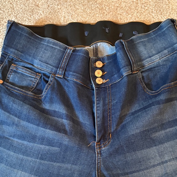 Women's Straight Leg Jeans - Dark Blue - Picture 2 of 3